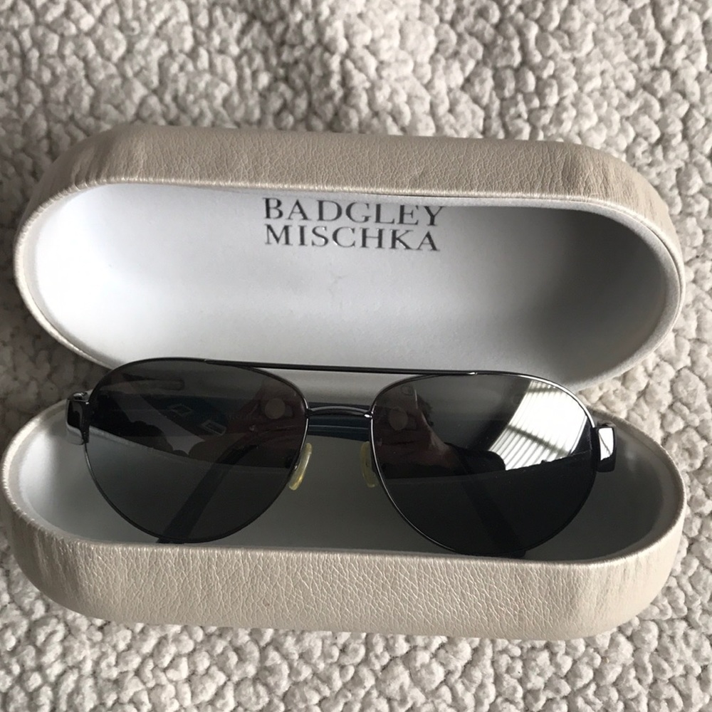 Badgley Mischka aviator sunglasses